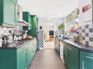 Kitchen other way - click for photo gallery